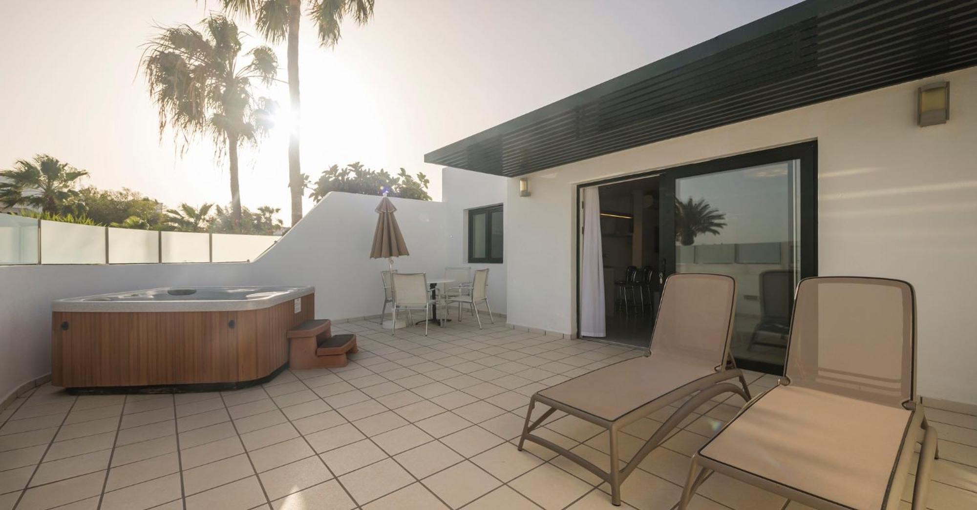 Ilunion Costa Sal Lanzarote Aparthotel Puerto del Carmen  Cameră foto