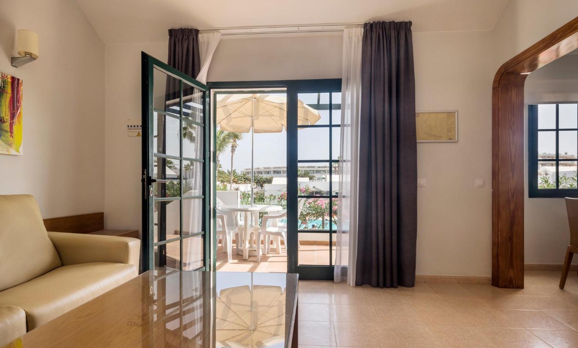 Ilunion Costa Sal Lanzarote Aparthotel Puerto del Carmen  Cameră foto